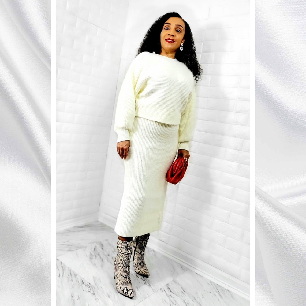 Elegant Cream Knit Skirt & Long Sleeve Sweater Set
